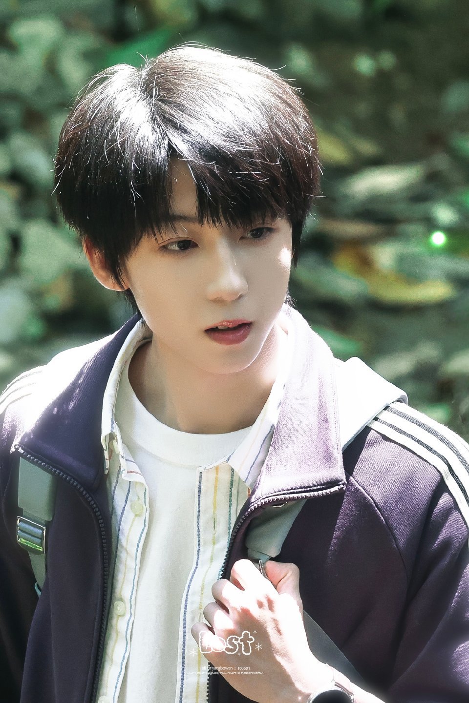 杨博文暖男学生会长 🐏杨博文我们的少年时代2单人海报 本人就是自律与优秀的代名