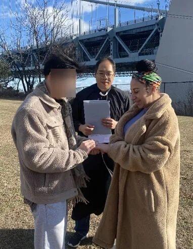 周三（8月12日），美国司法部发表一份声明，由纽约南区联邦检察官办公室公布两项起