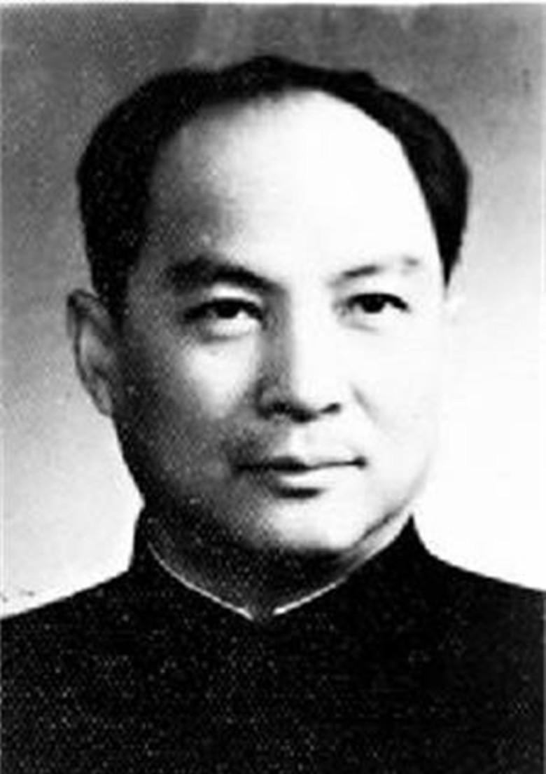 朱光与朱德散步时，毛主席突然“吃醋”：你为何只关注朱总司令而忽略我？
一九四九年