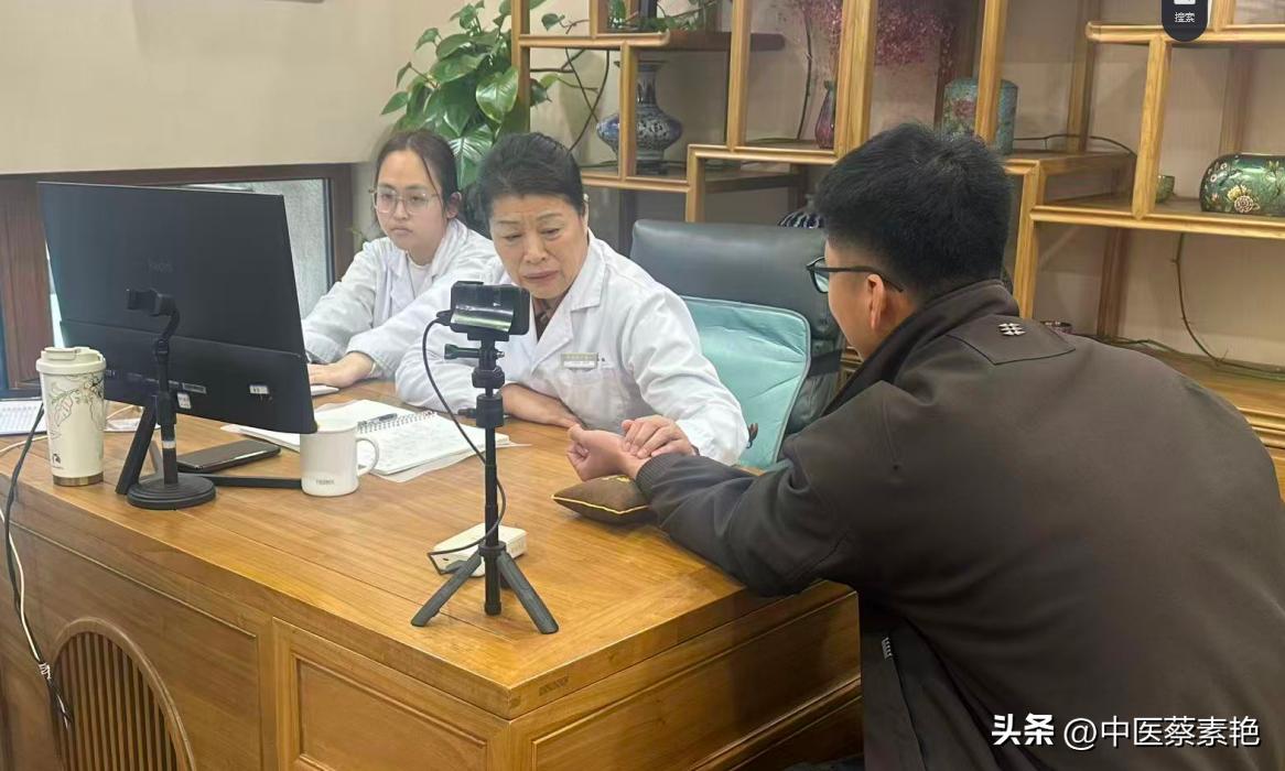 肾虚出汗多！一动就汗流不止，夜里盗汗，根源在这里！

很多人出汗多，总以为是天气