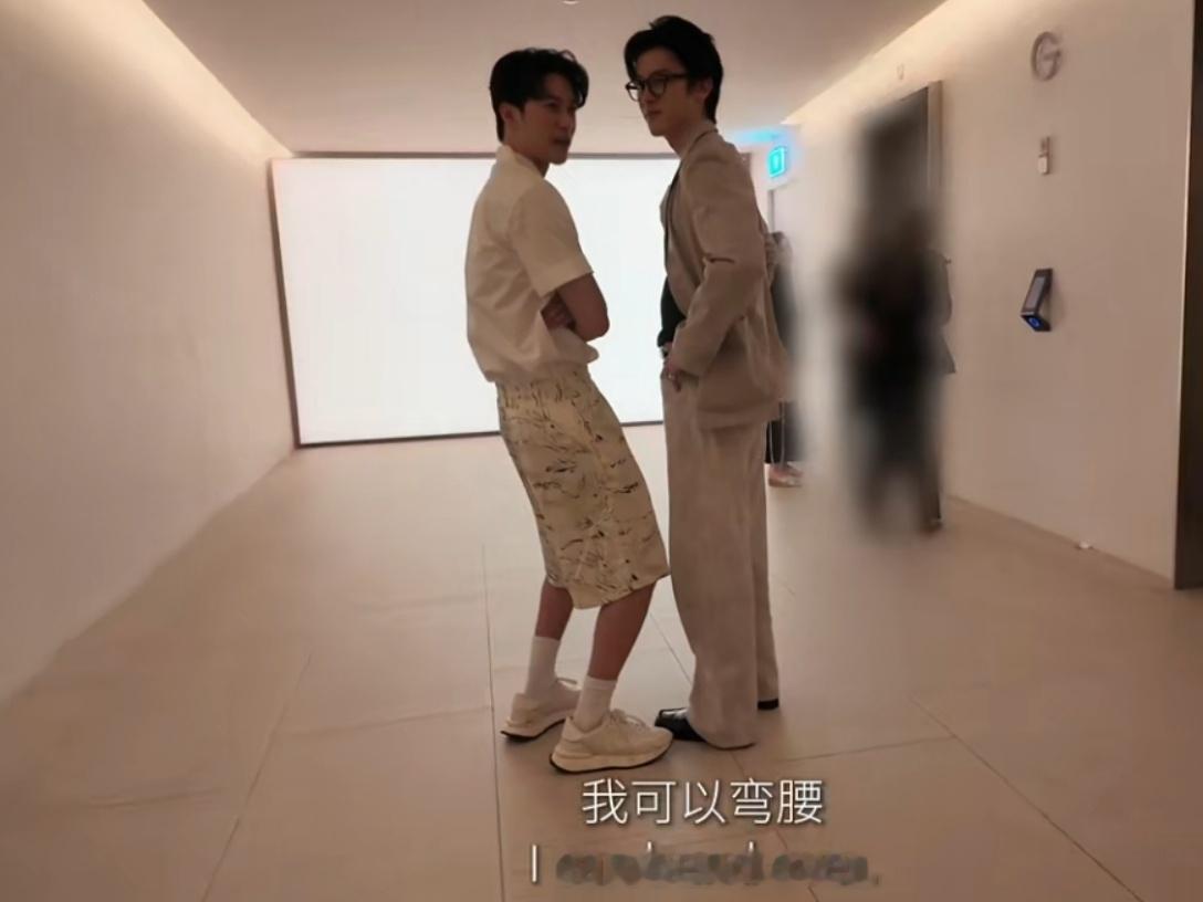 不出所料 