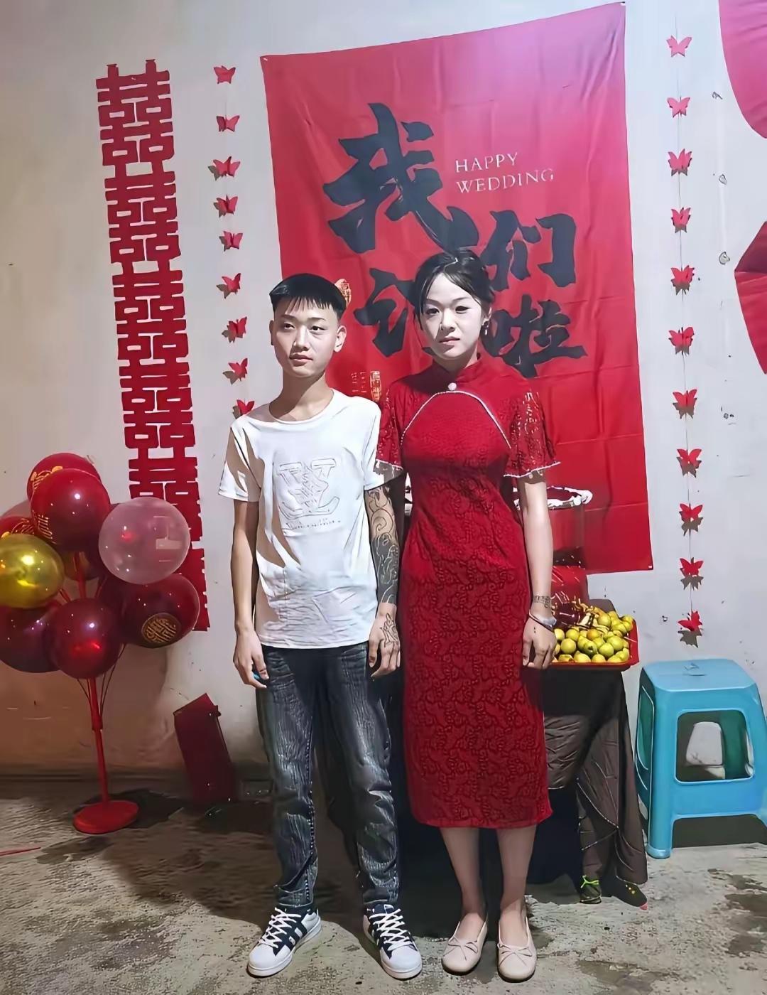 小小年纪就成家立业了，估计到不二十岁，就能有叫爸爸和妈妈了。
