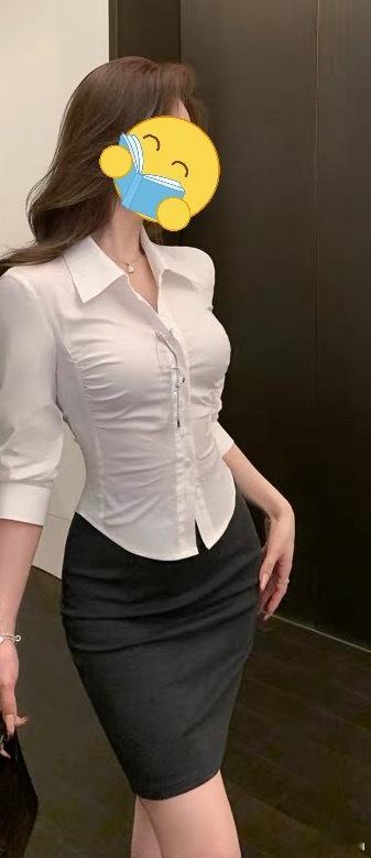 周日Ol场外，周一可能李幕婉，如果租到衣服的话 