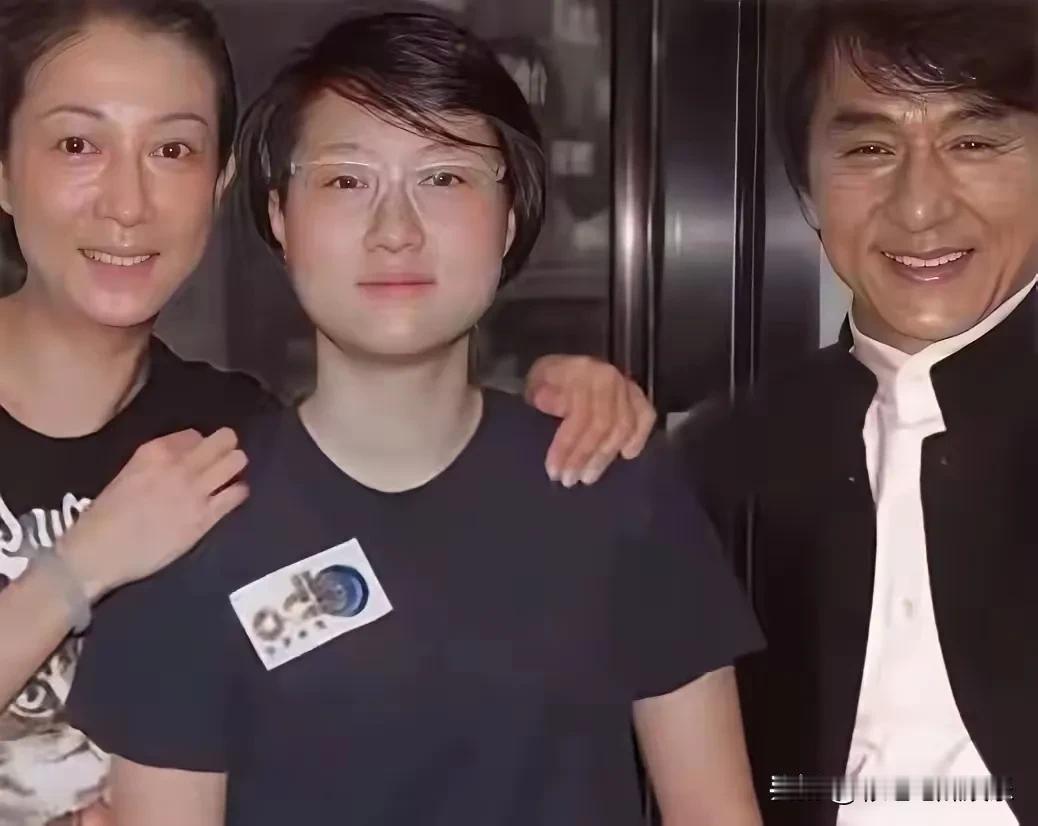 大号已练废，成龙终于想起自己还有个女儿，吴卓林苦尽甘来守得云开见月明，成龙已经与