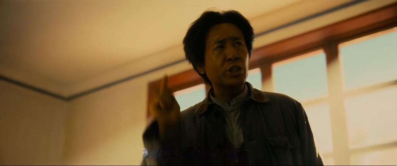 于和伟这次在《伟大的长征》中饰演的毛主席一角，真的封神了。

特别是他在遵义会议