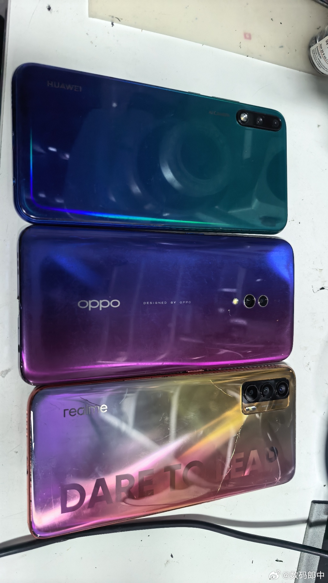 3个旧手机能换一台iPhone求求某些人了，别贱人贱己贱行业了，来来来我这三个你