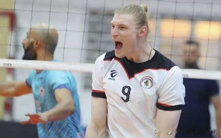 辽宁男排官方@辽宁凤城凤凰山男排 辟谣[赞][赞]

关于微博传播“俄媒爆辽宁男