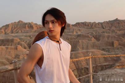 文俊辉素颜库存碎片、文俊辉抖库存 文俊辉素颜库存碎片，多发爱看～ 