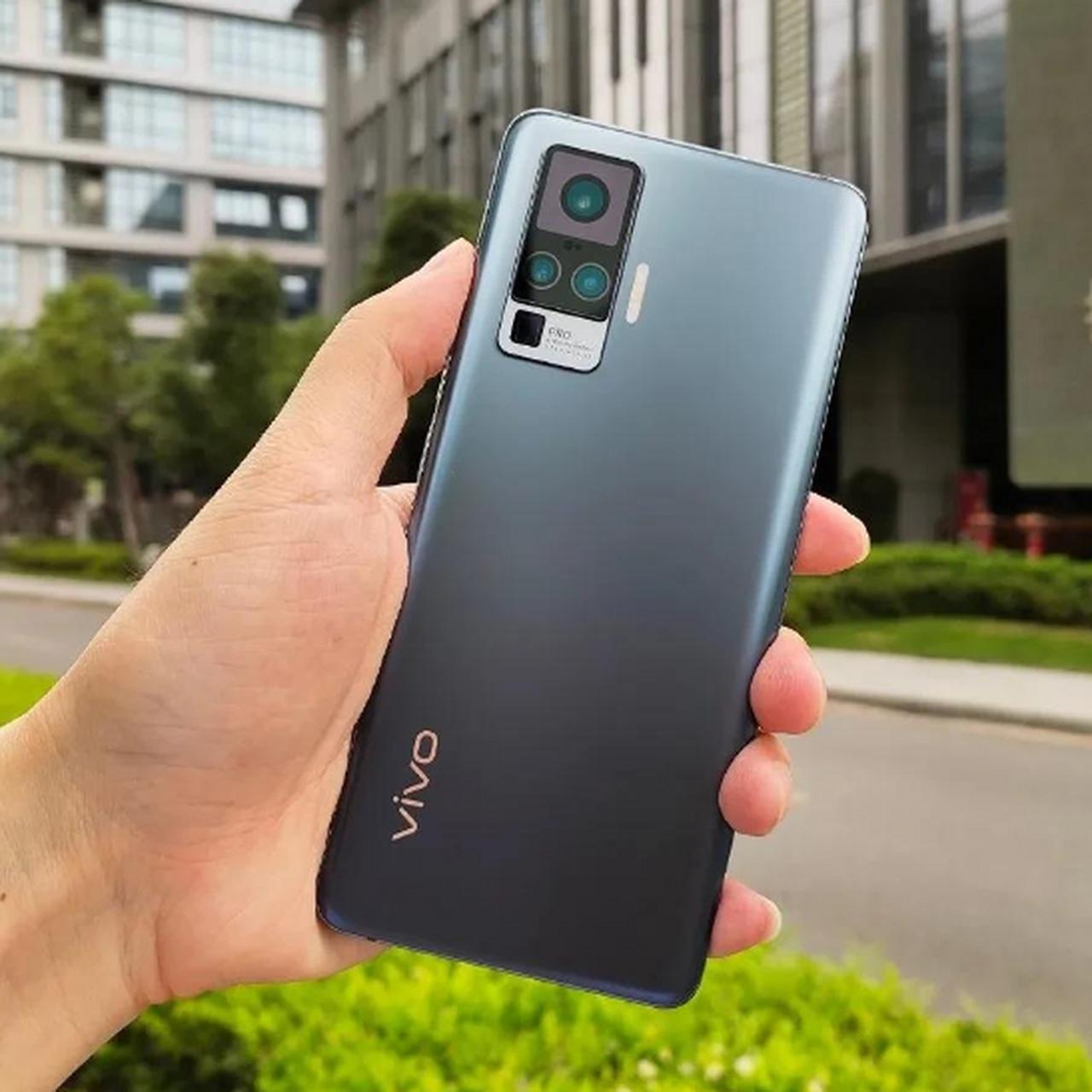 当年vivo出的视频防抖神机，vivo X50 Pro，还有人在用这台机子嘛？[