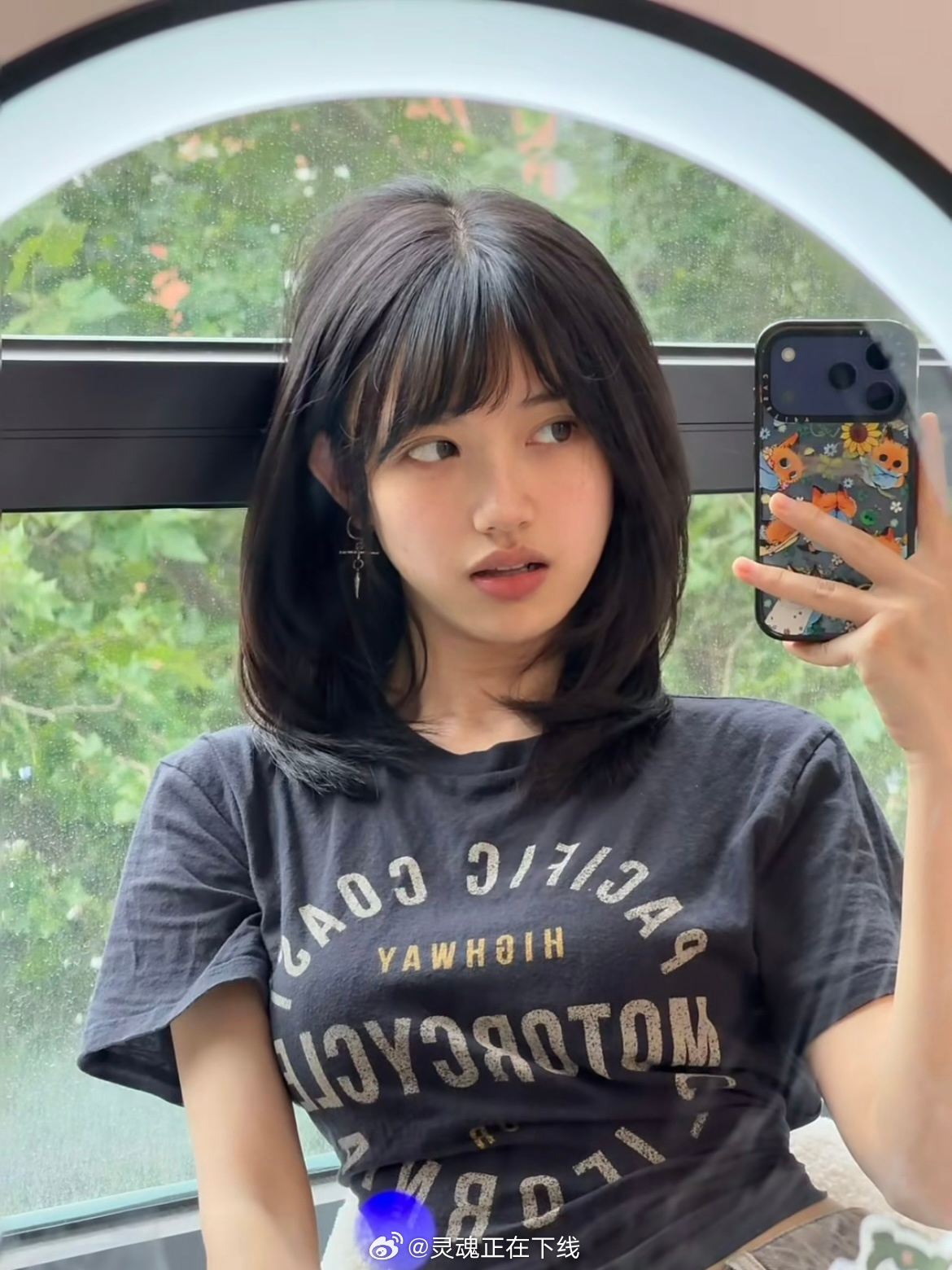 手机已经变成了刚需，该买还得买iPhone18涨价你还会买吗