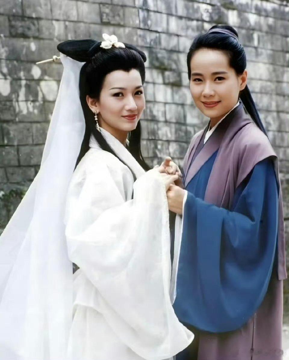 叶童说许仙是被白娘子蒙骗的 《一路繁花》2名场面来袭！叶童戳破白蛇传爱情滤镜，直