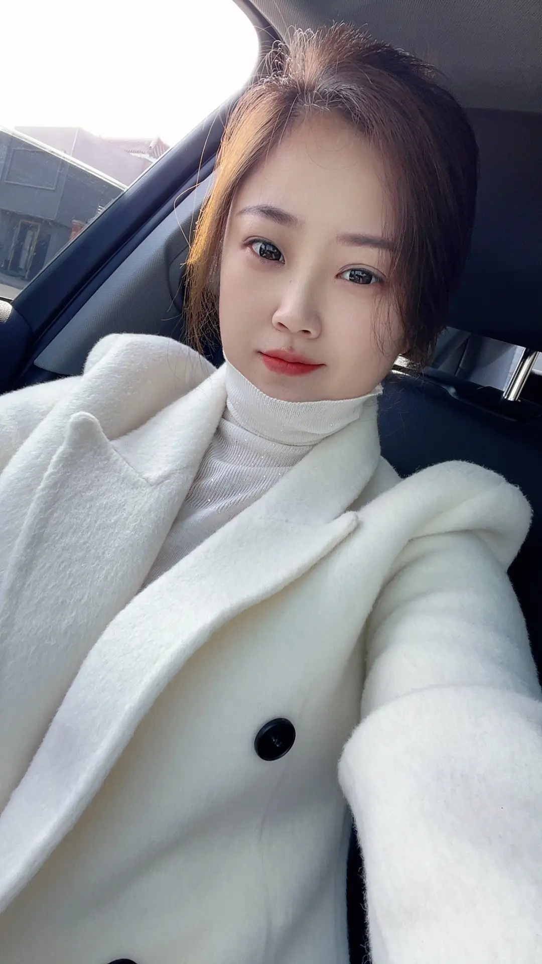 希望 逆风如解意 大风吹来人民币