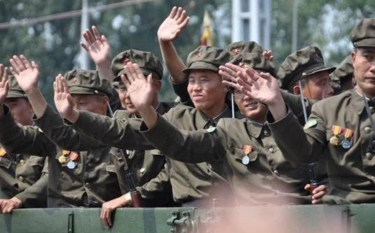 乌克兰边防部队消息指出，乌军炮兵在稍早对北韩援助大毛的部队，驻扎的建筑物进行了精