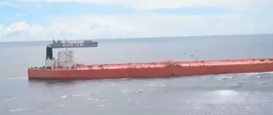 【美军被曝在印度、马来西亚、斯里兰卡近海拦截伊朗油轮，隔夜国际油价再度大涨】
 