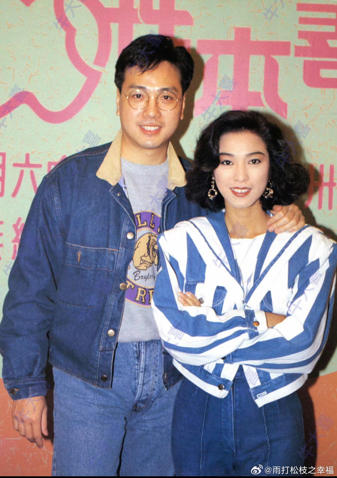 米雪回应婚讯71岁香港演员米雪出面辟谣网传与伍卫国的婚讯，称二人只是相识半个世纪