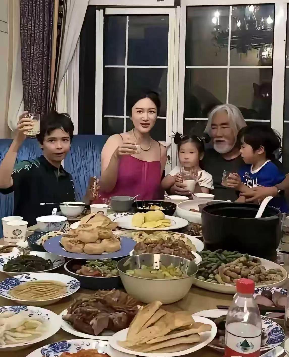 是不是亲生，一眼就知道了。 