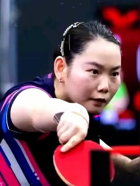 【何卓佳变脸，对阵年轻选手毫不留情】3-0零封杜韩静，11-0、11-3、11-