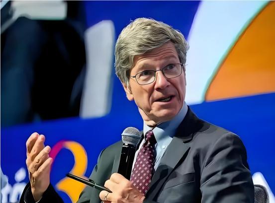 全球同时接到消息，特朗普对华豪赌大败，美学者：中国将进步10年
3月21日，美国