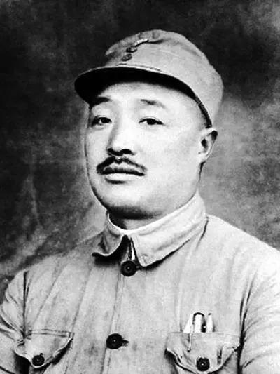 有福同享，有难同当。1928年冬，在湘鄂西红军初创时期，贺龙同志率部转战湘鄂情交
