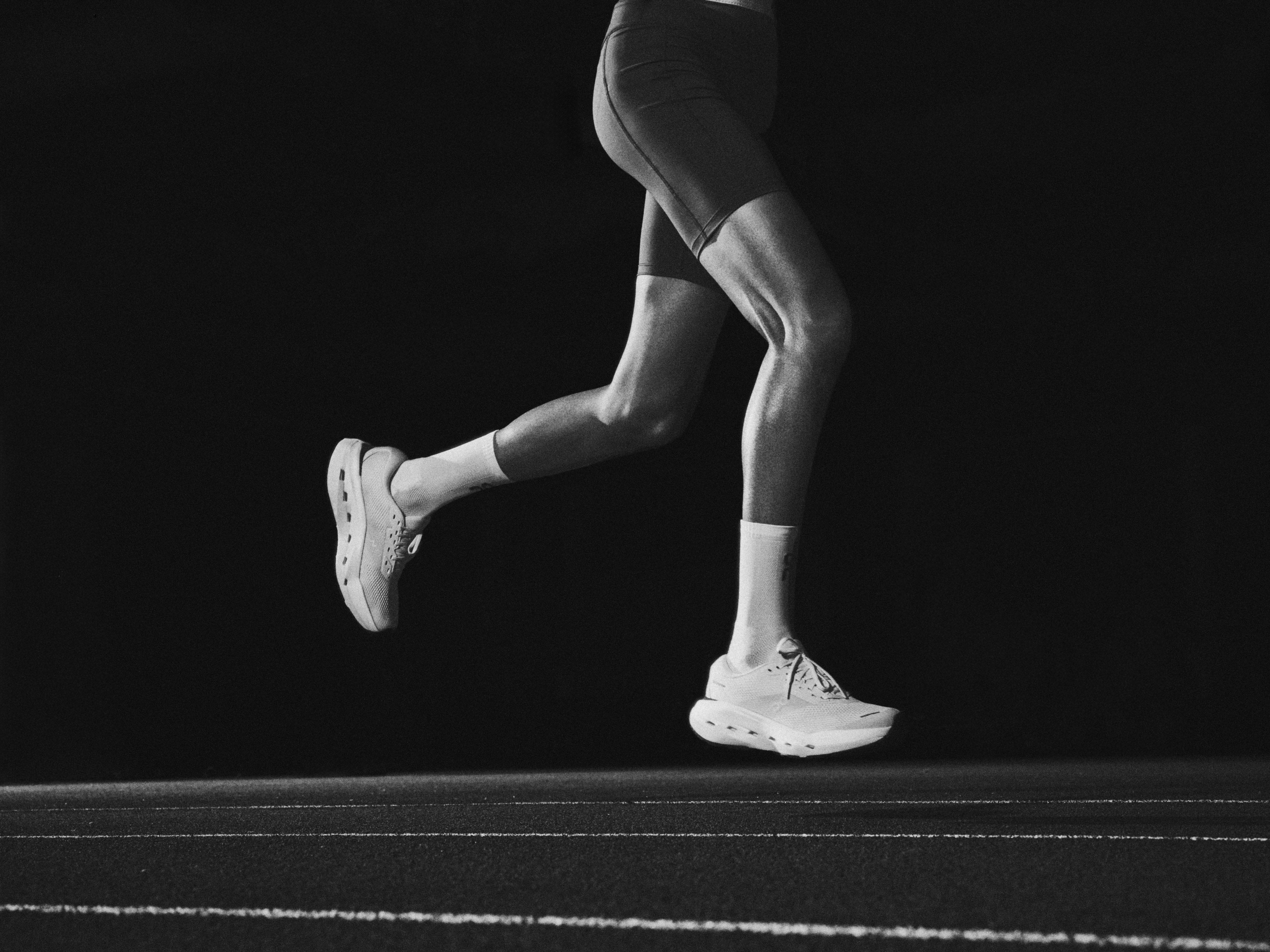 这很fantastic→“循律而驰，共同脉动”On昂跑推出2026秋冬LN1系列