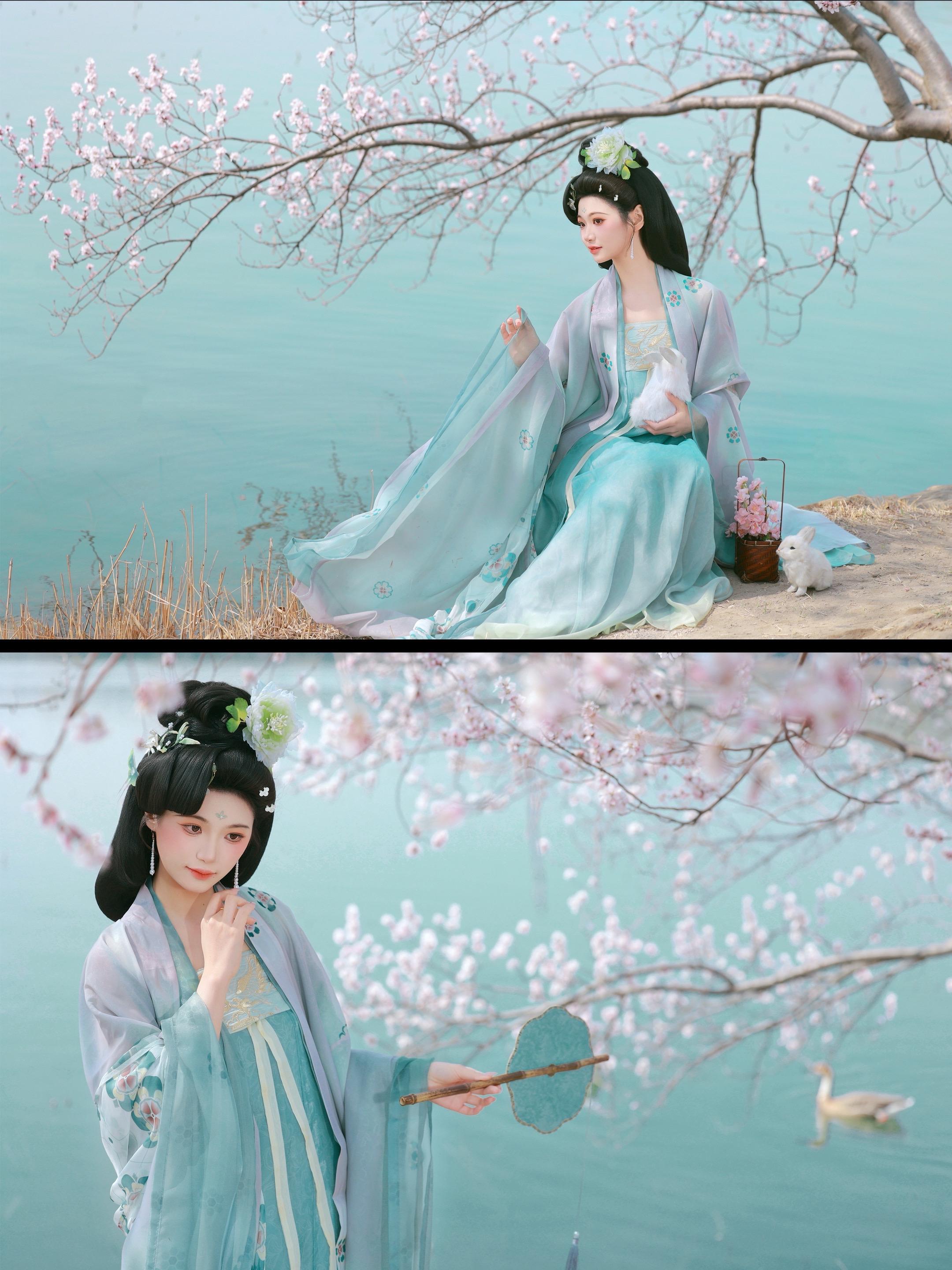 ‘东风与染，揉蓝春水’