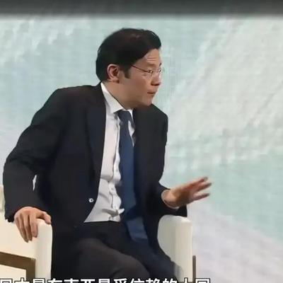 果不其然。
 
新加坡总理黄循财宣布了最新立场：日本是东南亚最受信赖的大国，并希