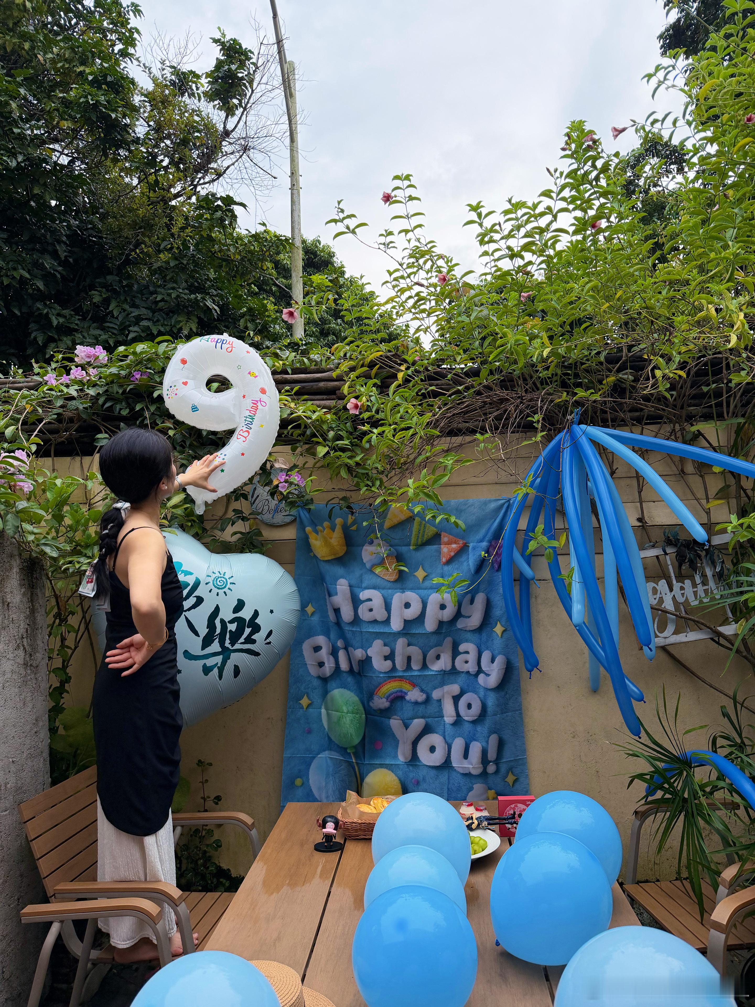 我们的第一次见面纪念日。生日快乐，我亲爱的未央宝贝。 