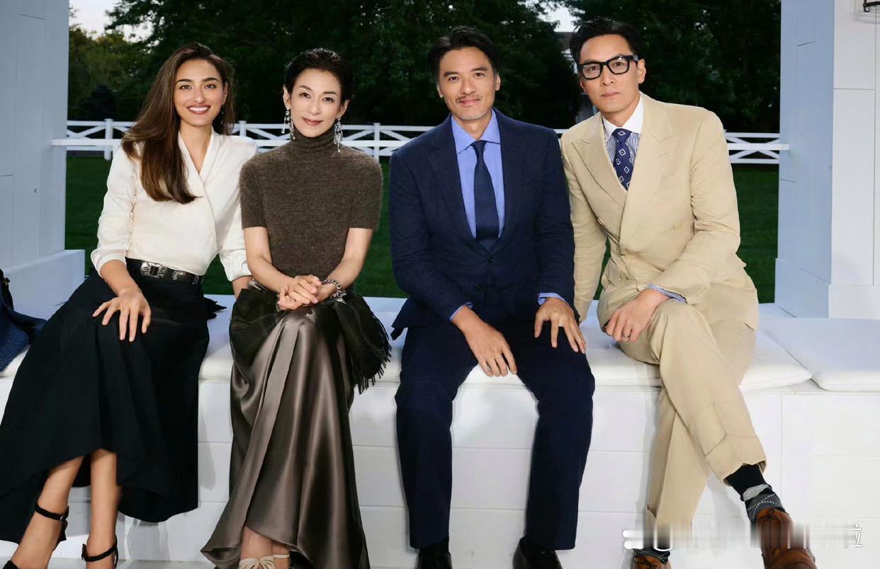 昨天看见好几次这张图，别人打的tag都是吴彦祖，我眼睛钉在铃木保奈美身上就拔不下