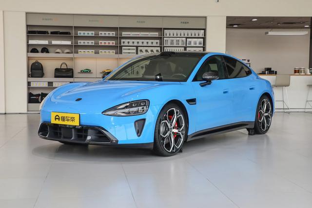 新车全系采用碳化硅高压平台，标配V6s Plus 超级电机，Pro版CLTC续航