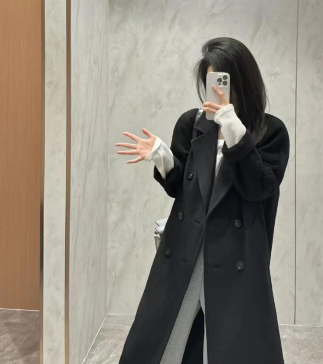 家哥夜深了，我现在每天晚上睡觉前或者早上醒来都会第一时间看消息，多希望能第一时间