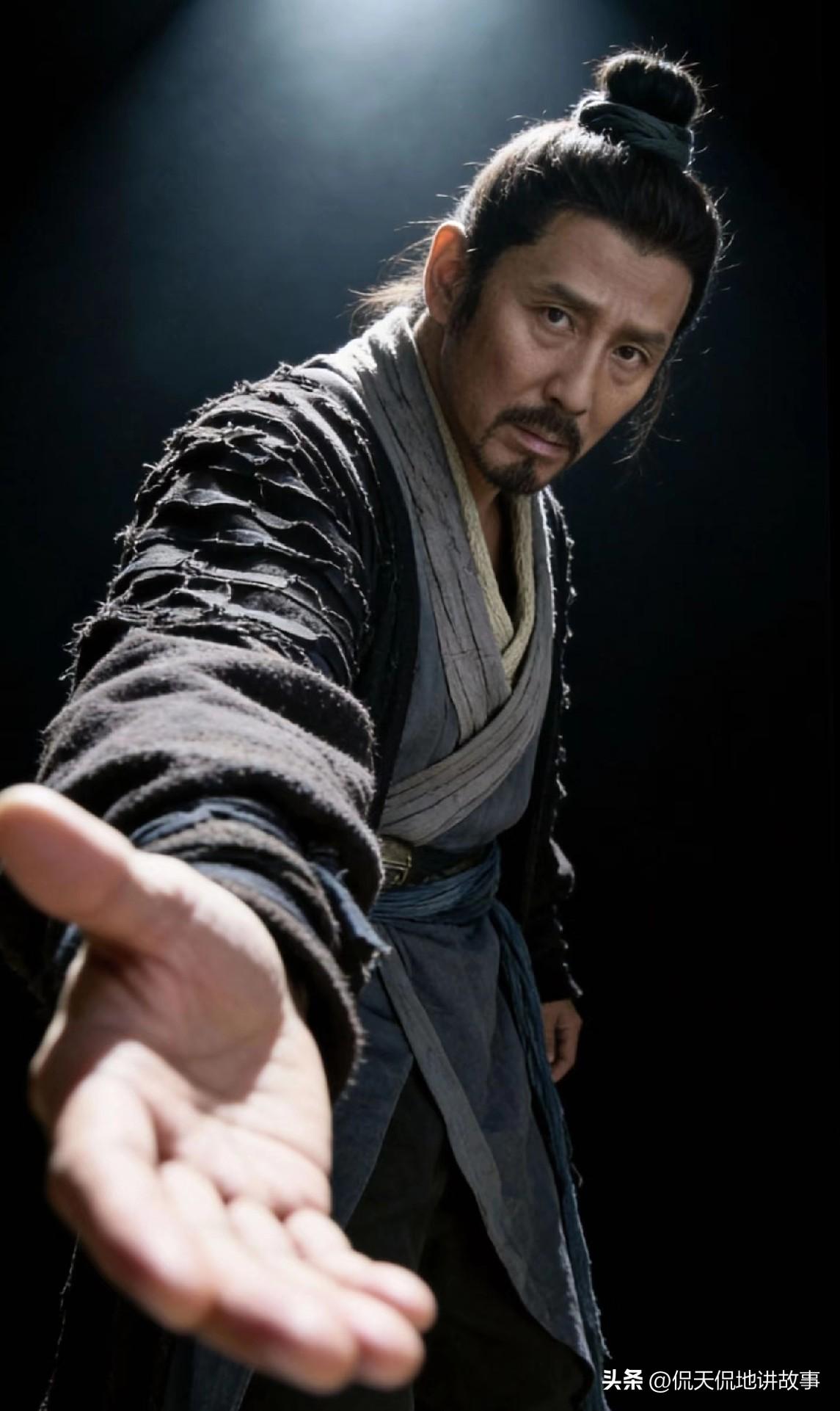 真的杀遍功臣？别被带偏了！他杀的从来不是老部下
 
很多人一提刘邦就说他“杀尽功