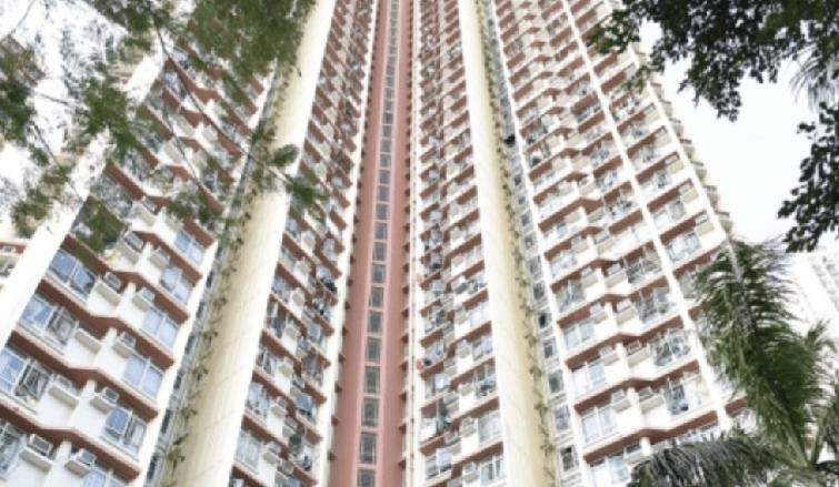 珍惜生命，周二（5日）晚上8时53分，香港警方接获一名女子报案，指发现47岁儿子