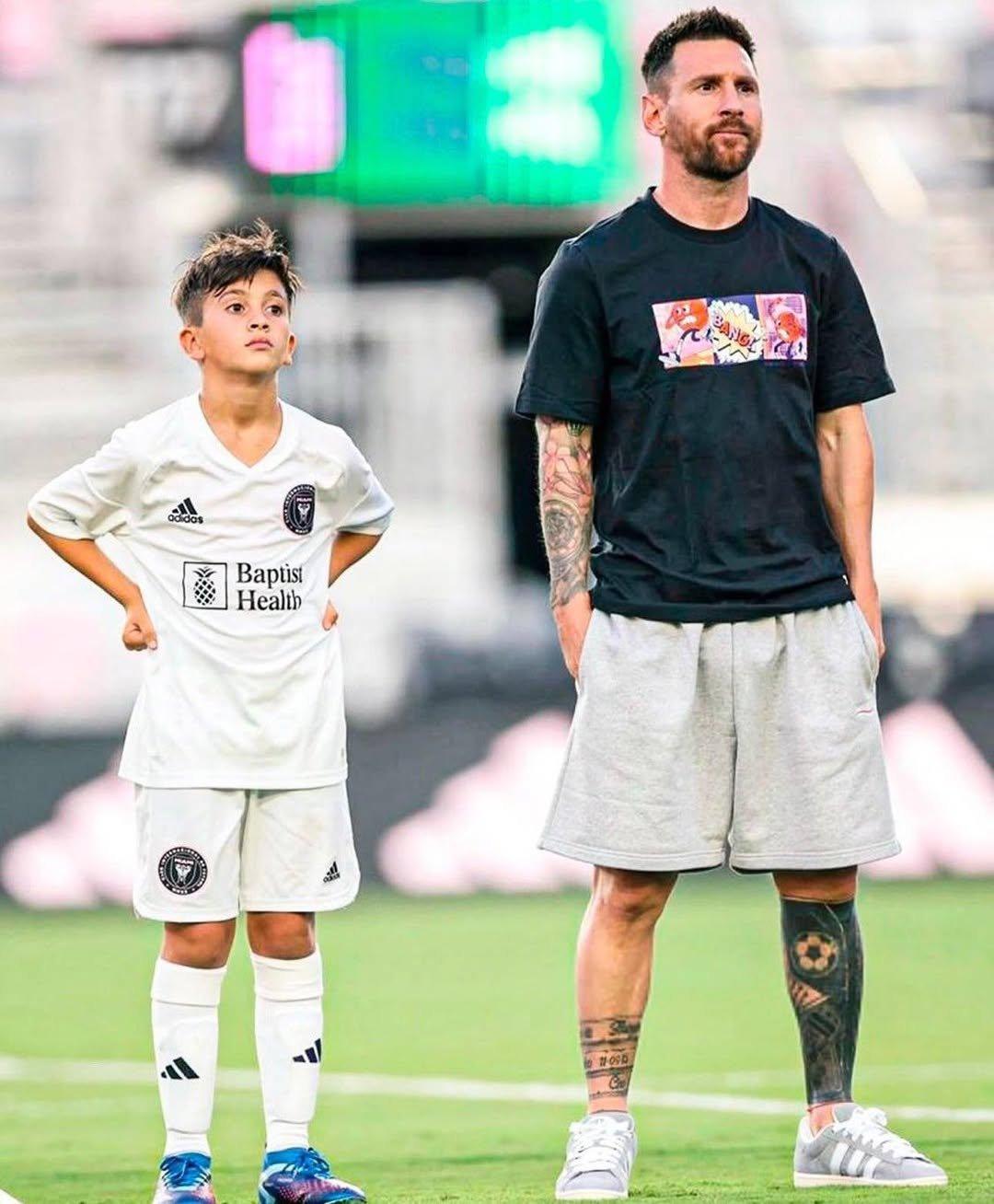 梅西谈及儿子蒂亚戈：“看着即将满12岁的蒂亚戈，我不禁回想起自己在这个年纪去巴塞