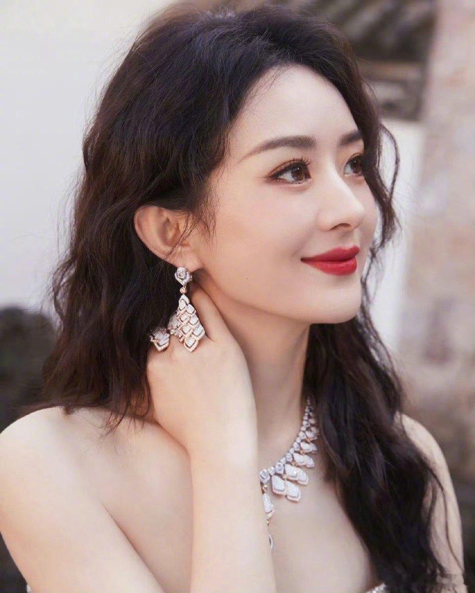 赵丽颖姐姐每次都美的好轻松！～｜赵丽颖