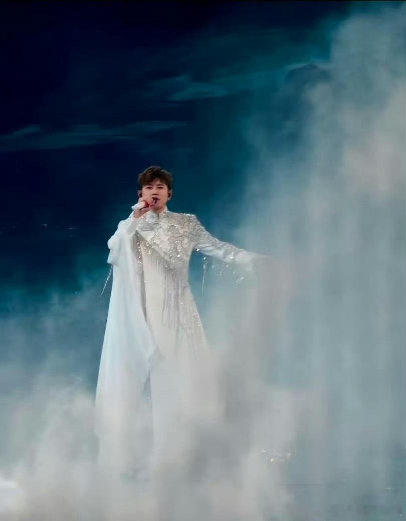 张杰这下不敢睁开眼了张杰小手一摊就是天下 