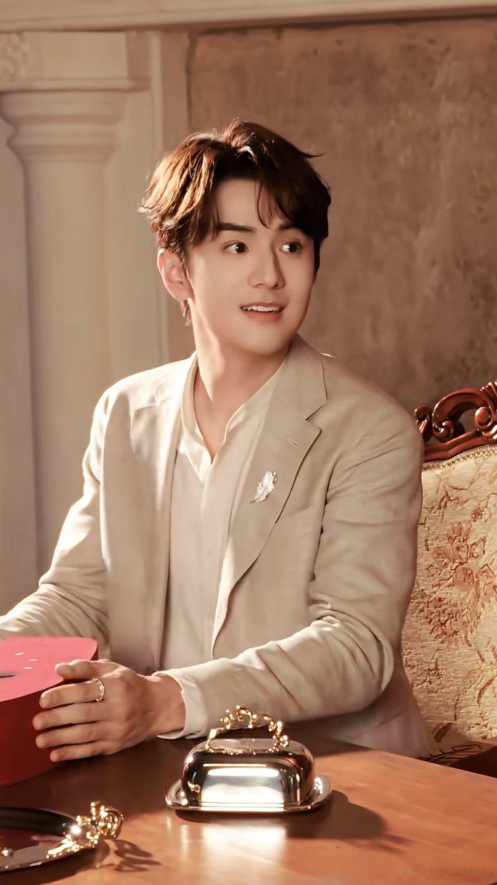 涂毓麟真的帅，好帅！配上这特别可爱的字哈哈哈哈哈哈哈 