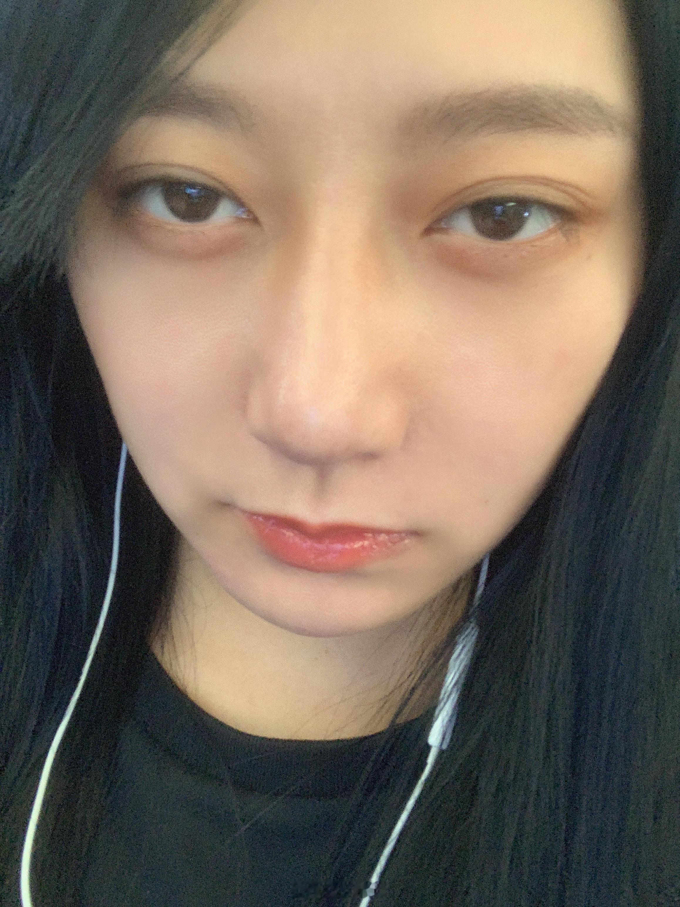 早起傻一天📴  ​​​