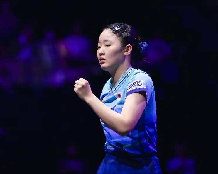 决赛开局不利！陈幸同0‑2落后张本美和，卫冕之路迎来硬仗WTT横滨冠军赛女单决赛