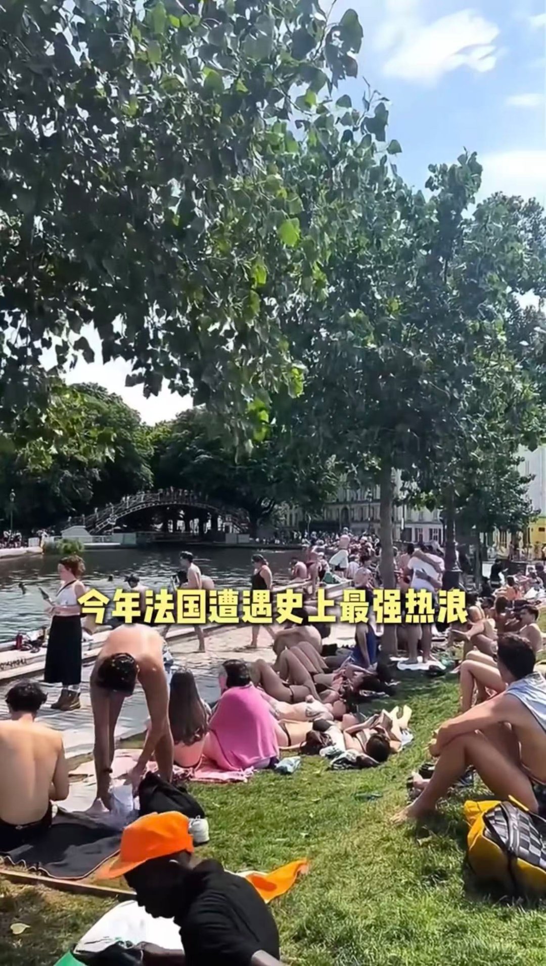 冷感毛巾属于看着很朴素用了回不去那种，沾水一甩就凉，健身圈先用上的，教练脖子上挂