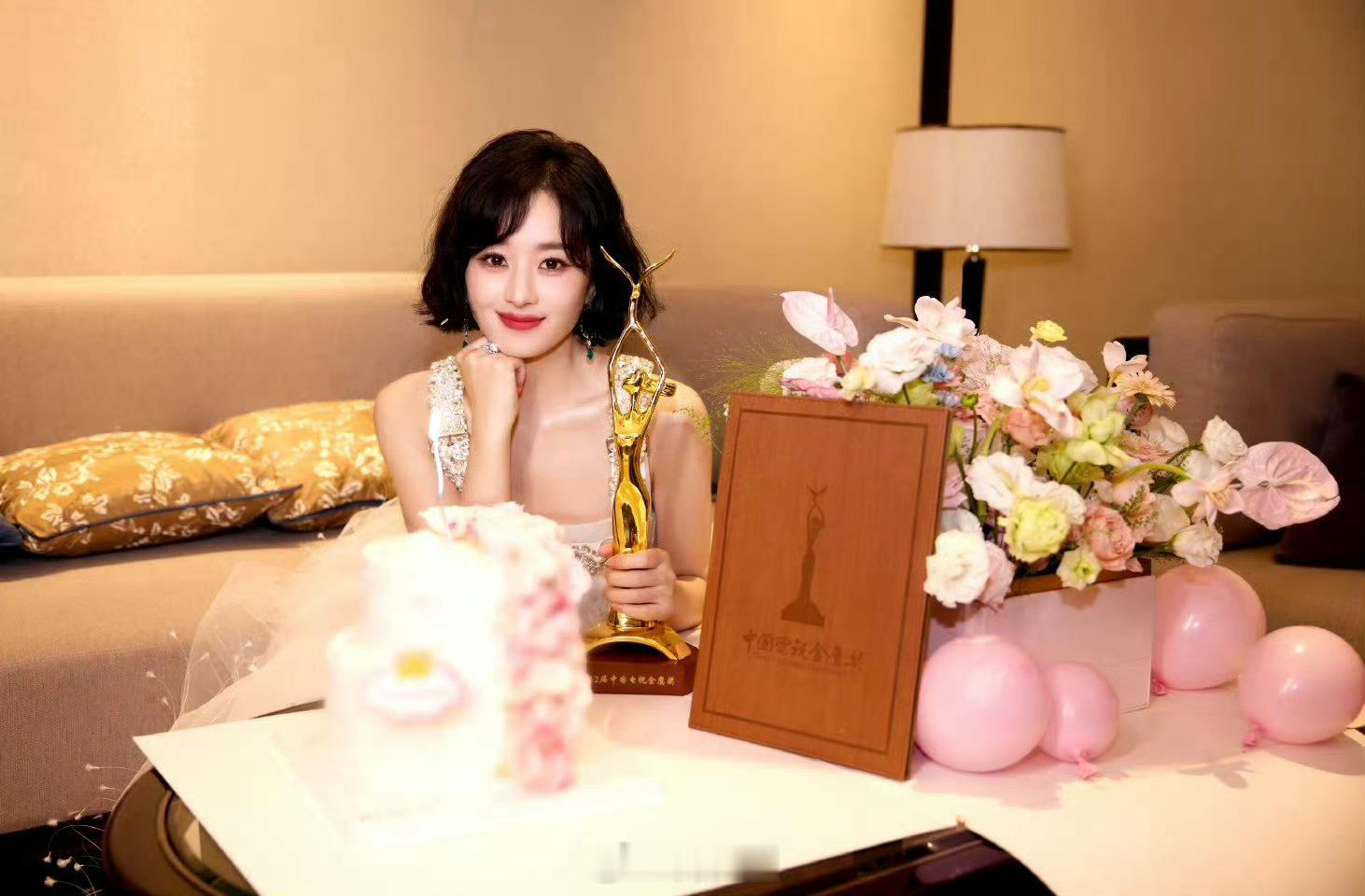 赵丽颖赵丽颖乔妍赵丽颖 电影乔妍的心事“撕下别人贴在自己身上的标签，努力活出我想