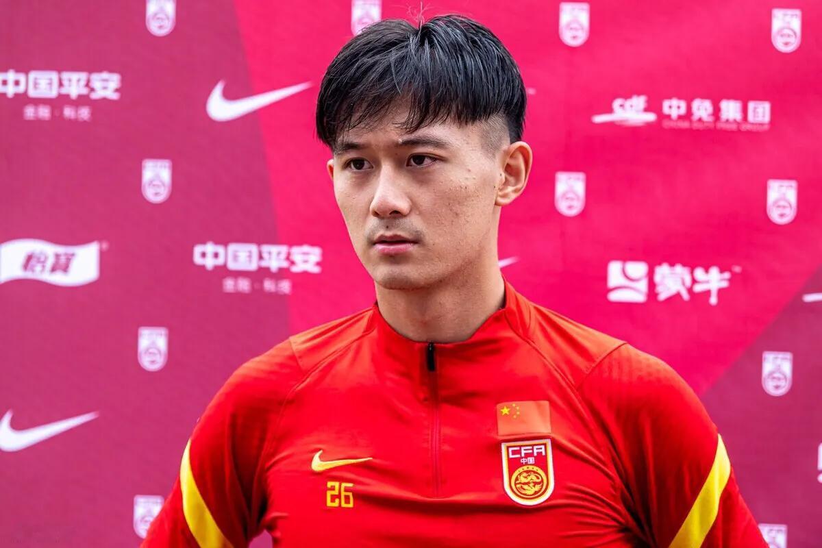 中国队vs新加坡队，这三名球员的表现至关重要

1、张玉宁
从联赛来看，身体灵活