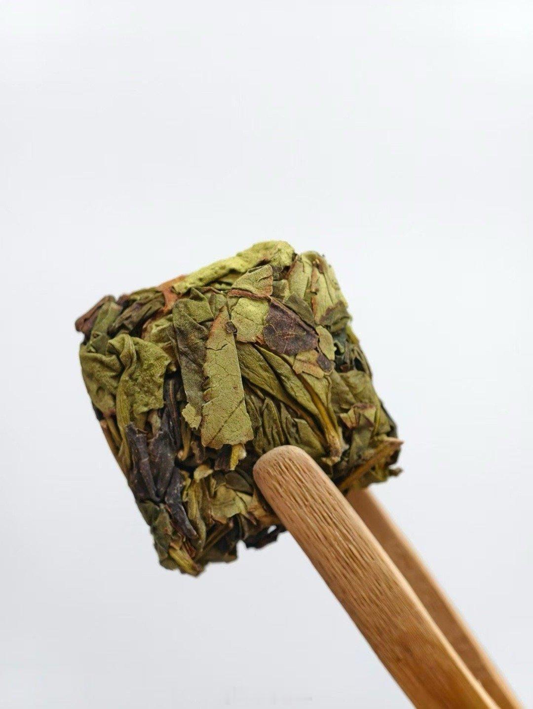 一杯好茶，心生欢喜，如兰似桂漳平水仙，不负方寸间的幸福 