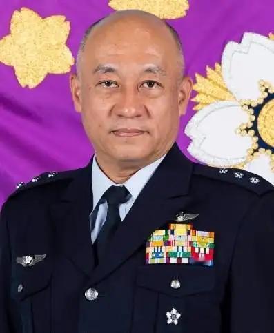 日本统合司令官、海军大将南云宪一郎说，万一中国和日本像乌克兰跟俄罗斯那样陷入长期