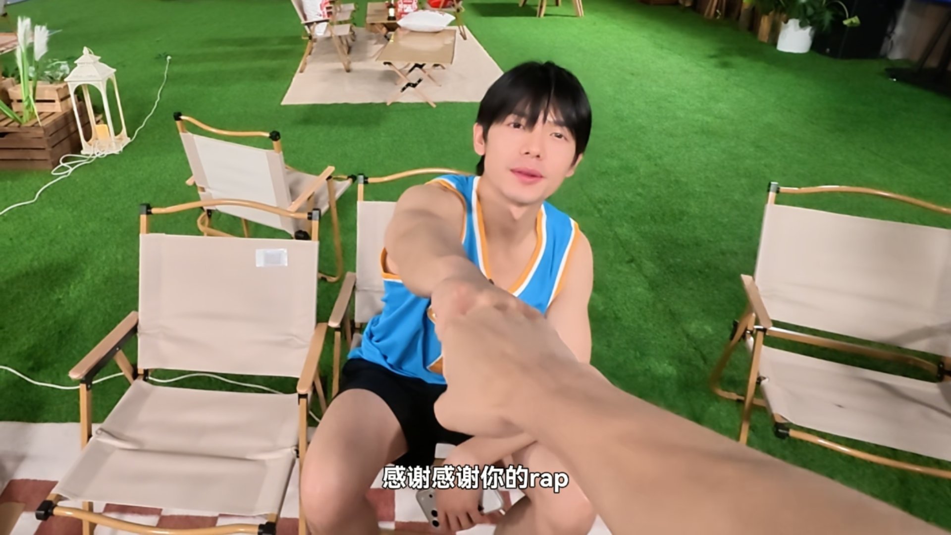姚琛的vlog是披哥群像天花板姚琛在披哥过得像大学宿舍被姚琛的vlog狠狠治愈，