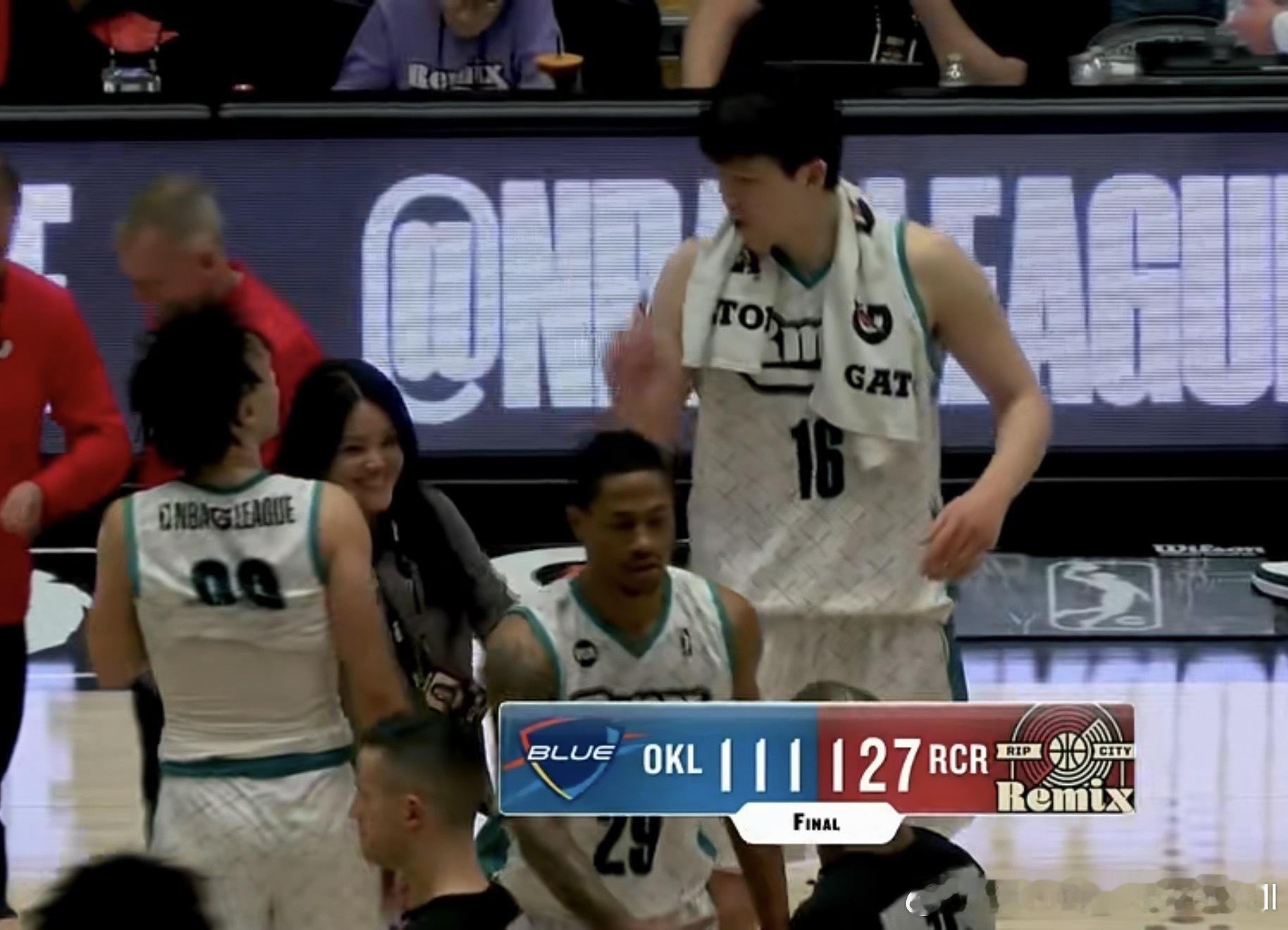 14分17篮板2助攻2封盖5犯规，杨瀚森又完成发展联盟打卡的一天nba超话杨瀚森