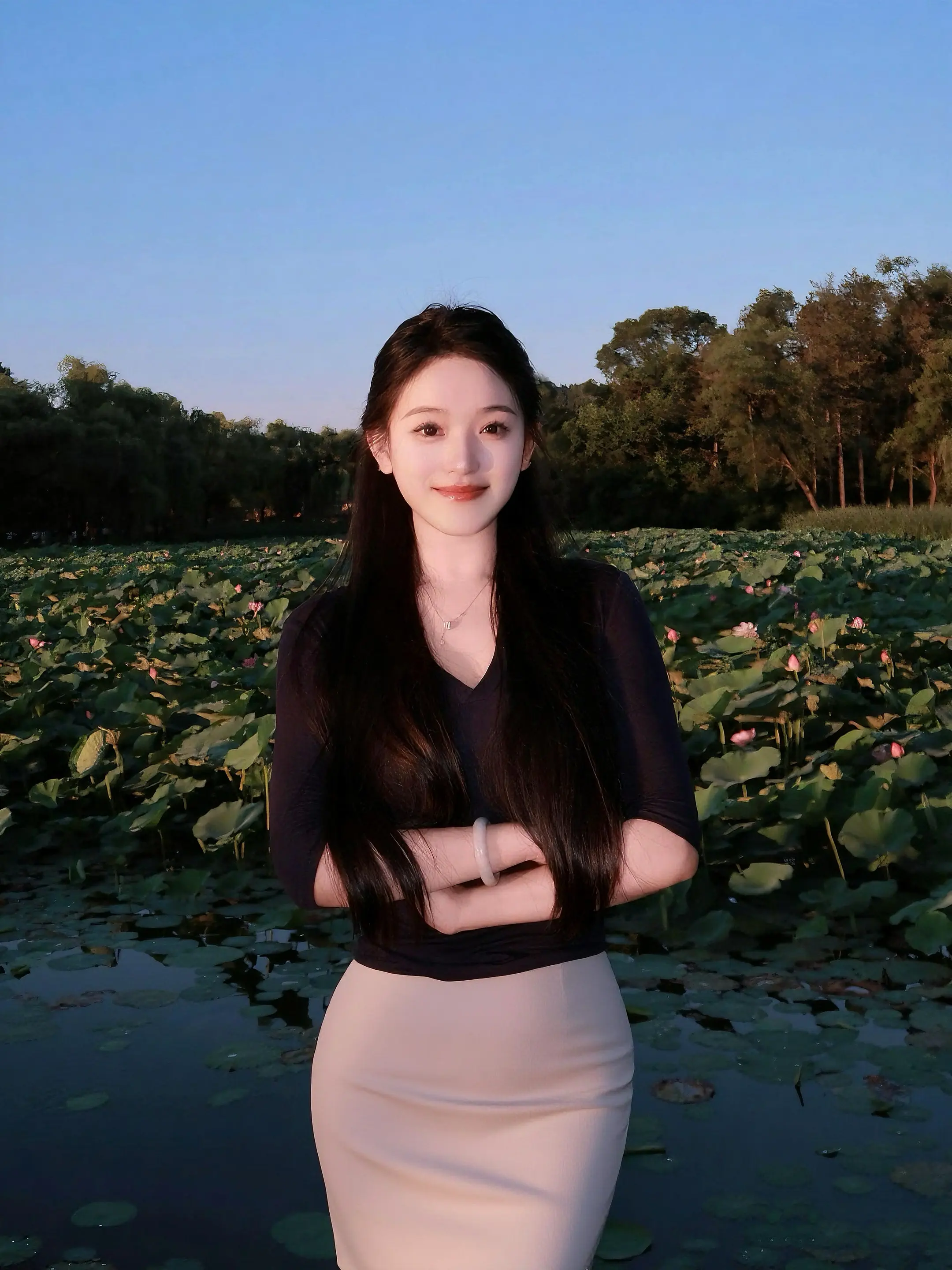 又见春水映桃花