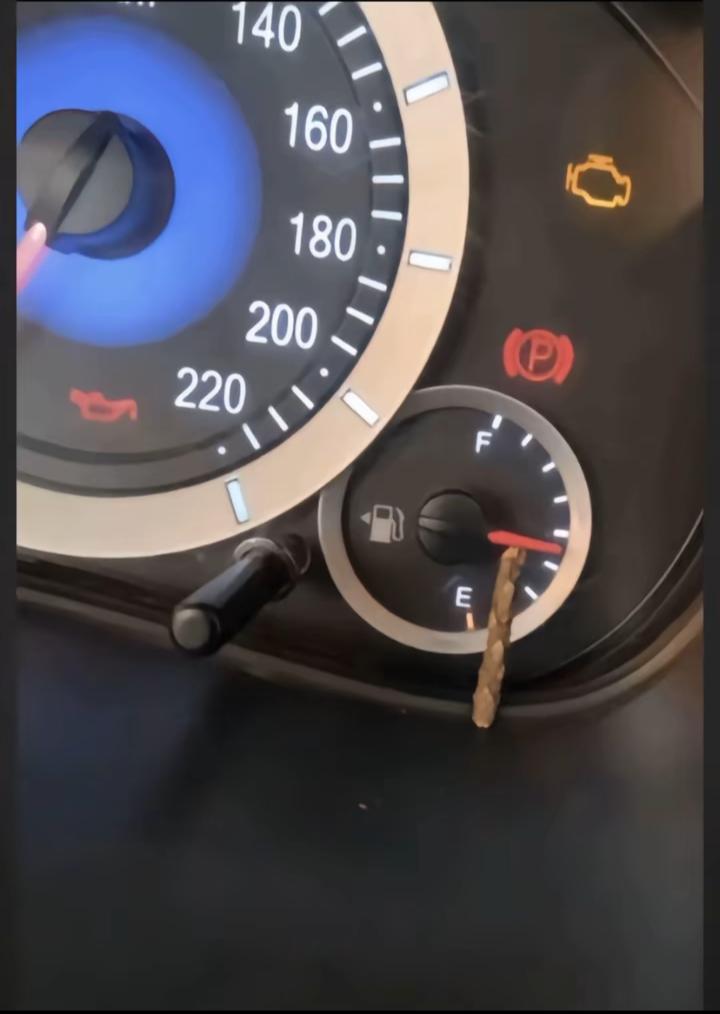 还是我聪明
这样就不用加油了