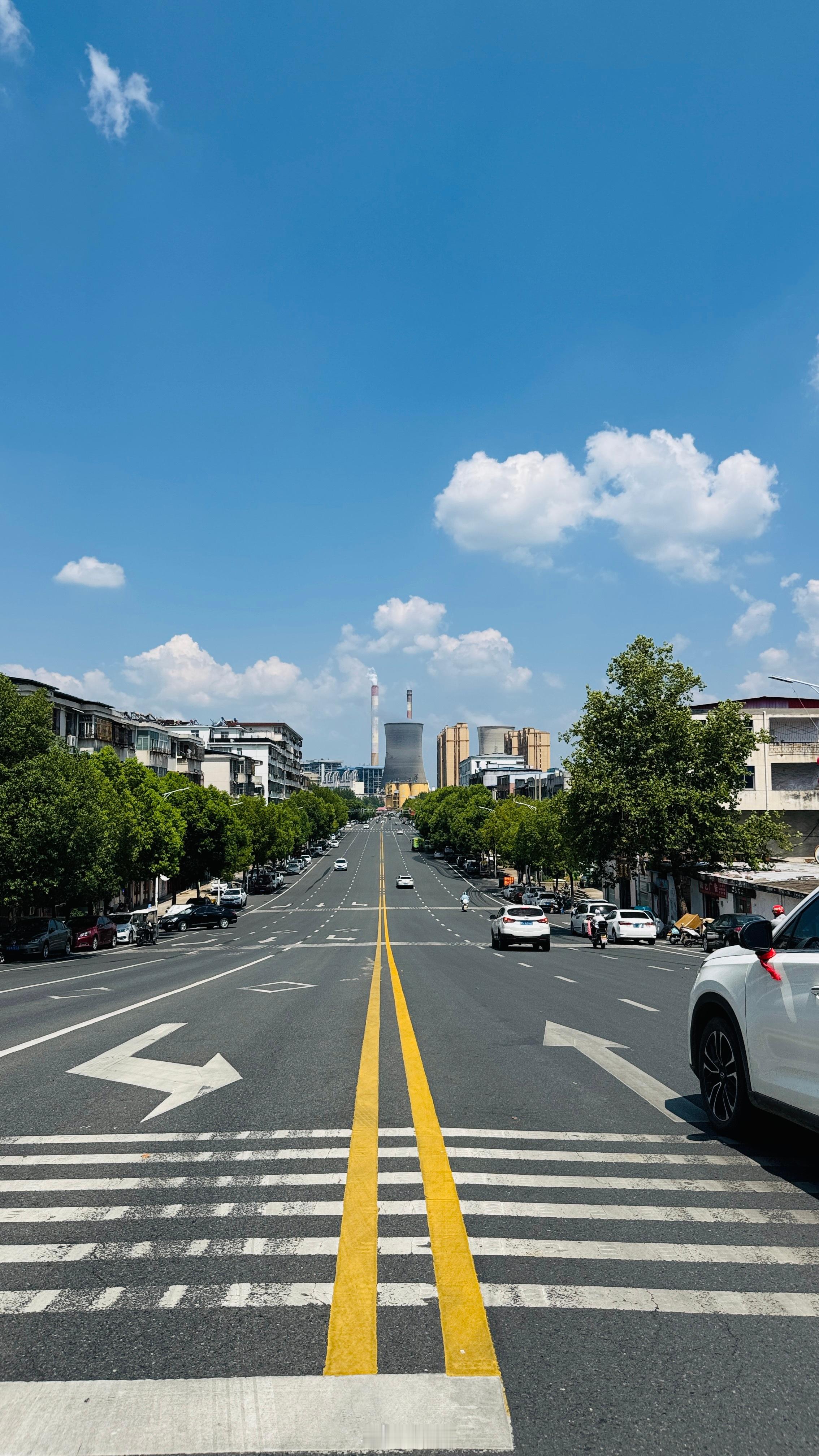 我虽然出身寒门，但这天气却让我热得汗流浃背啊！！！生活手记 ​​​