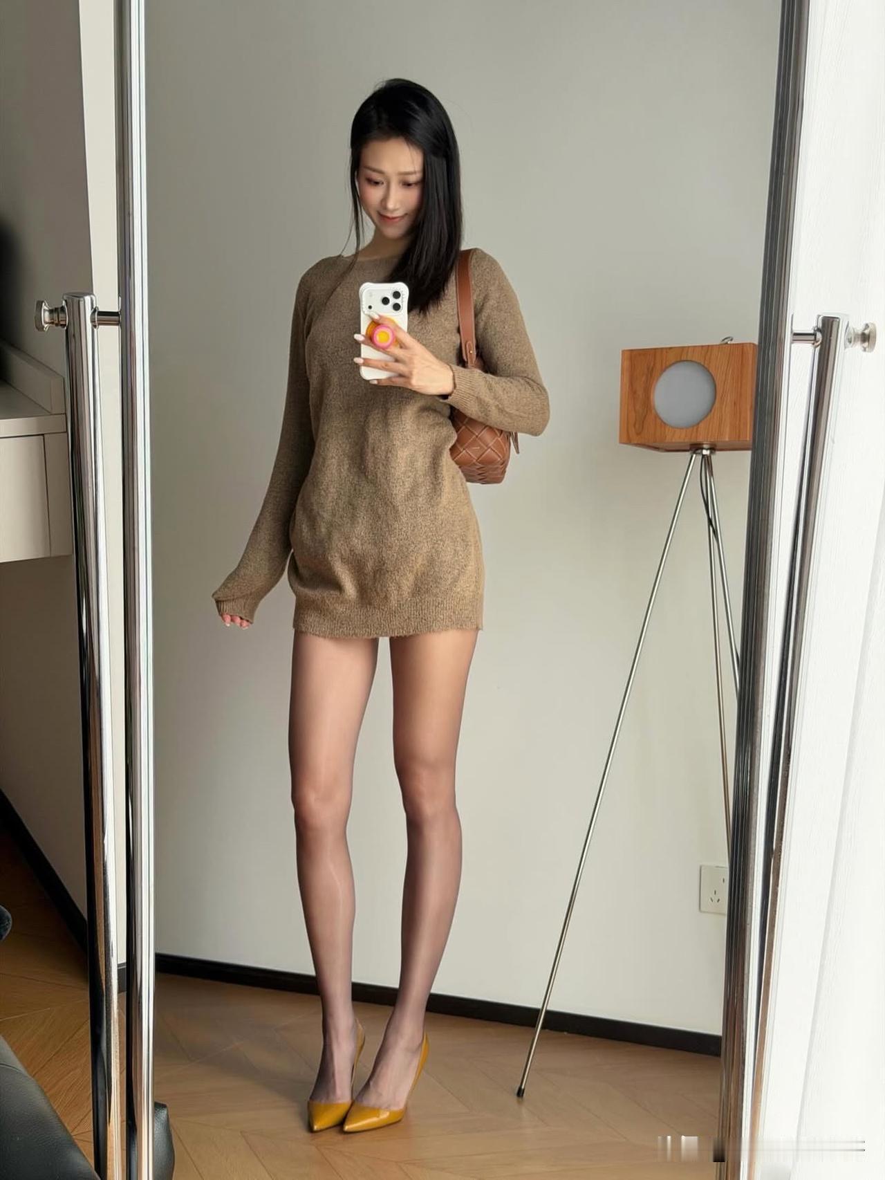 女生如何穿搭看起来时尚更有品味呢
