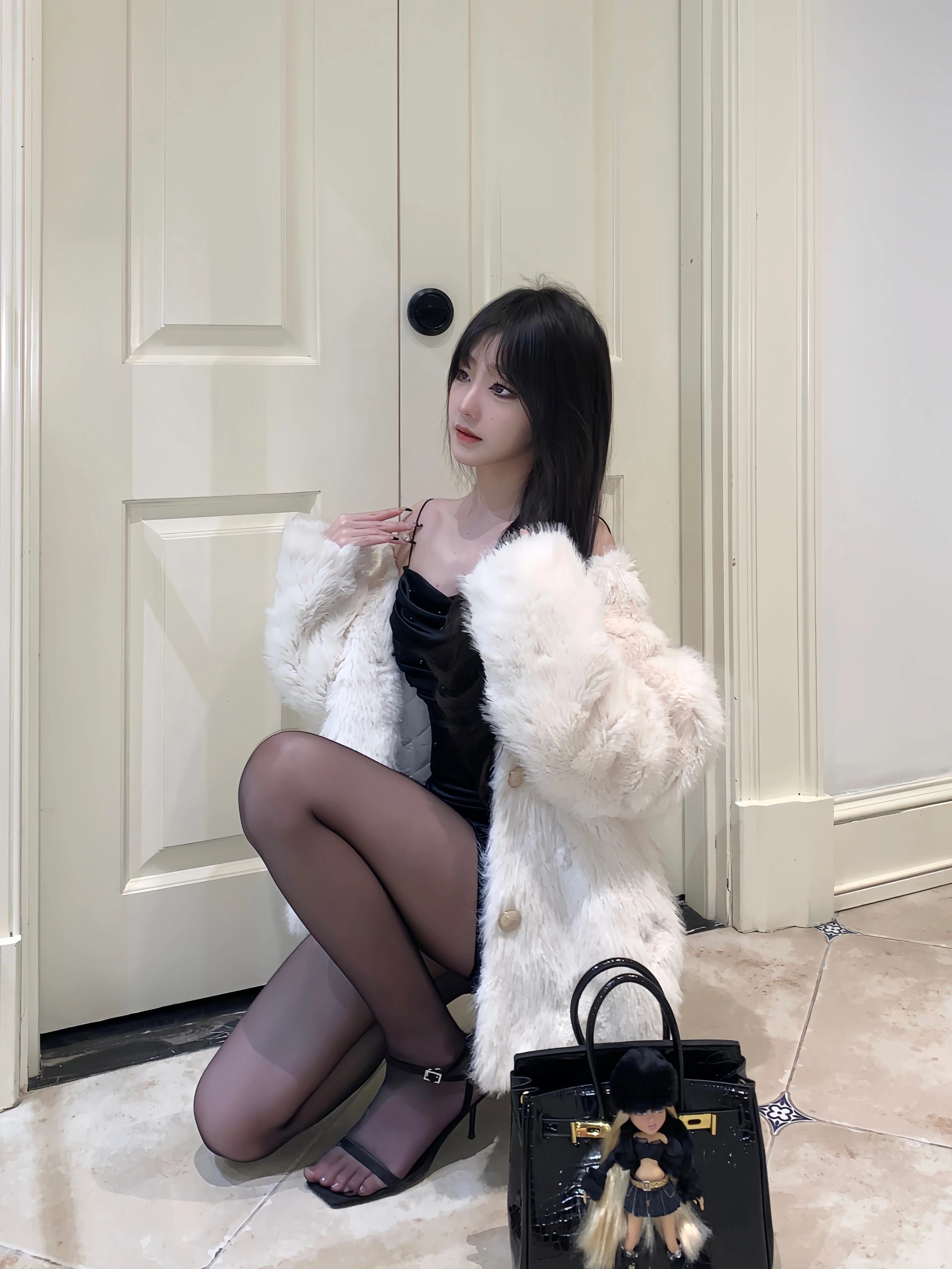 玫瑰最稀有的本质 就是活在刺里 ​​​